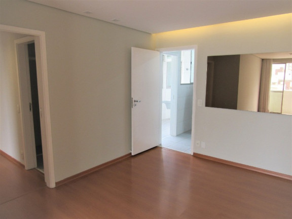 Apartamento com 3 Quartos à Venda, 87 m² em Vila Uberabinha - São Paulo