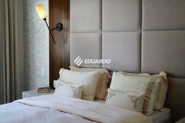 Imagem Apartamento com 4 Quartos à Venda, 151 m² em Centro - Bombinhas