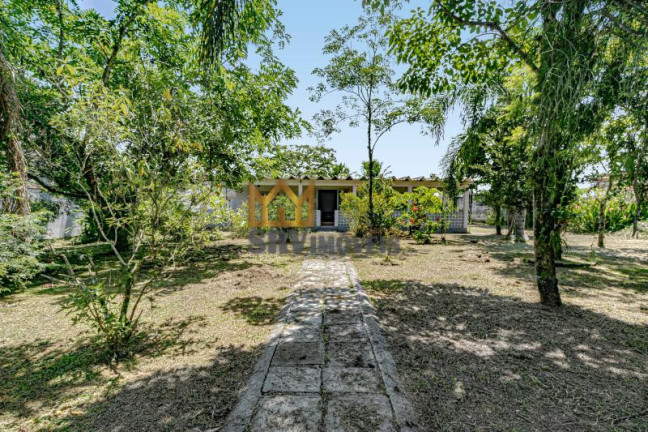 Imagem Casa com 3 Quartos para Alugar, 370 m² em Centro - Antonina