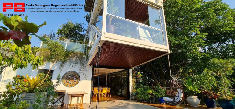 Casa com 4 Quartos à Venda, 464 m² em Vila Ipojuca - São Paulo