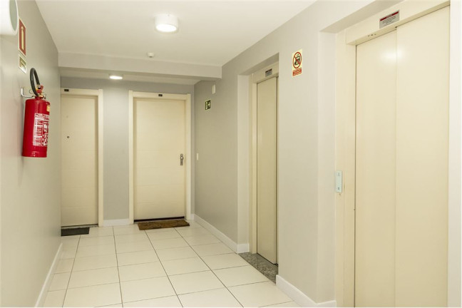 Imagem Apartamento com 3 Quartos à Venda, 113 m² em Jardim Lindóia - Porto Alegre