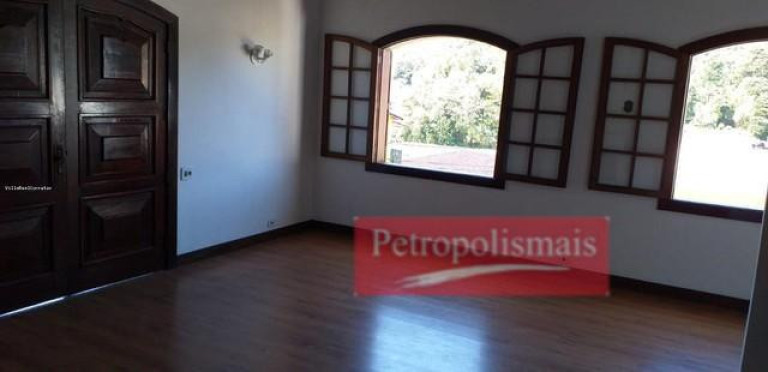 Imagem Casa com 3 Quartos à Venda, 166 m² em São Sebastião - Petrópolis