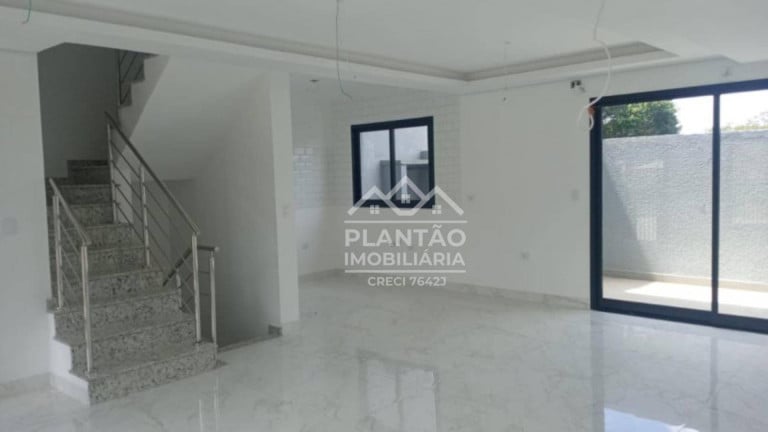 Foto do imóvel: Sobrado com 3 Quartos à Venda, 157 m² em Abranches - Curitiba
