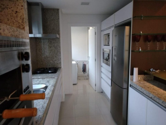 Imagem Imóvel com 3 Quartos à Venda, 142 m² em Centro - Balneário Camboriú