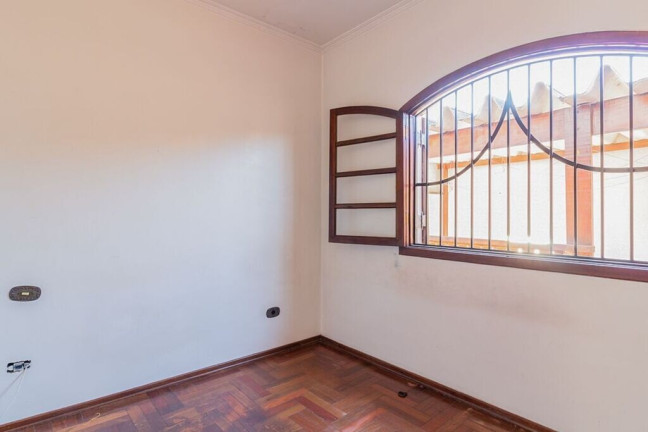 Casa com 3 Quartos à Venda, 252 m² em Vila Carrão - São Paulo