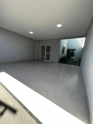 Imagem Casa com 3 Quartos à Venda, 131 m² em Santa Cruz - Cuiabá