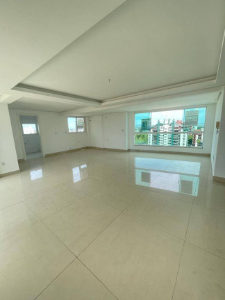 Imagem Apartamento com 4 Quartos à Venda, 217 m² em Centro - Canoas