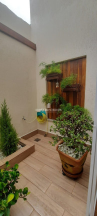 Imagem Casa com 2 Quartos à Venda, 240 m² em Vila Campesina - Osasco