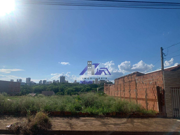 Imagem Terreno à Venda, 300 m² em Umuarama - Araçatuba