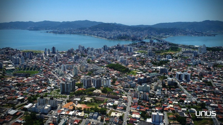 Imagem Apartamento com 1 Quarto à Venda, 66 m² em Estreito - Florianópolis