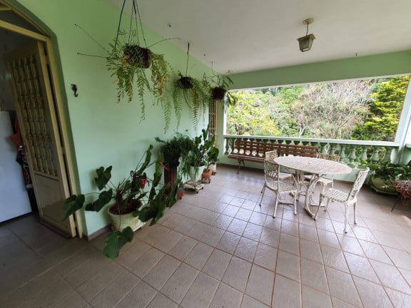 Imagem Casa com 2 Quartos à Venda, 2.348 m² em Jarinu
