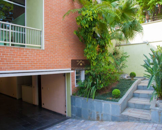 Casa com 4 Quartos à Venda, 380 m² em Campo Belo - São Paulo