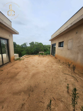 Imagem Casa de Condomínio com 3 Quartos à Venda, 1.076 m² em Cond. Portal Do Sabiá - Araçoiaba Da Serra