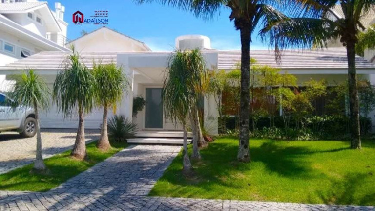 Imagem Casa com 4 Quartos à Venda, 600 m² em Jurerê Internacional - Florianópolis
