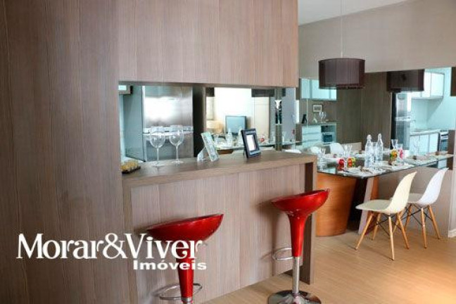 Imagem Apartamento com 2 Quartos à Venda, 69 m² em Rebouças - Curitiba