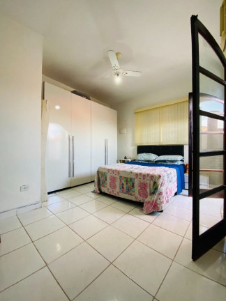 Imagem Casa com 3 Quartos à Venda, 68 m² em Mirim - Praia Grande