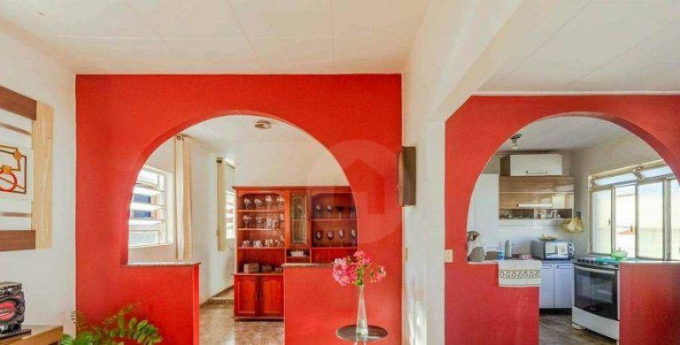 Imagem Casa com 4 Quartos à Venda, 212 m² em Santa Efigênia - Belo Horizonte