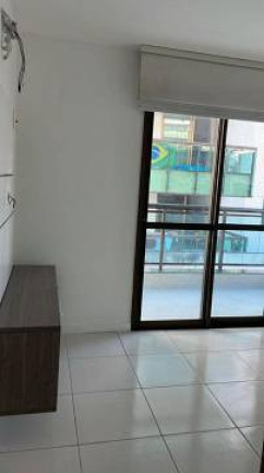Imagem Apartamento com 2 Quartos à Venda, 84 m² em Charitas - Niterói