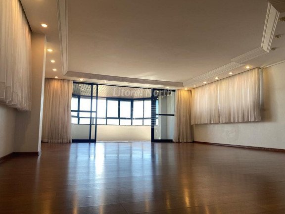 Imagem Apartamento com 3 Quartos à Venda, 662 m² em Centro - Balneário Camboriú