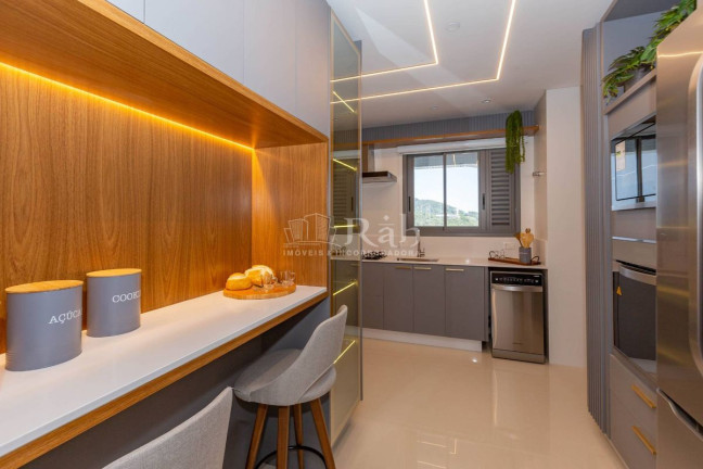 Imagem Apartamento com 4 Quartos à Venda, 182 m² em Centro - Balneário Camboriú