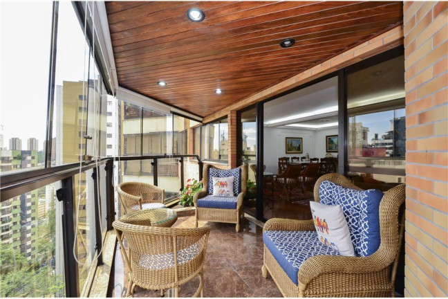 Imagem Apartamento com 4 Quartos à Venda, 220 m² em Panamby - São Paulo