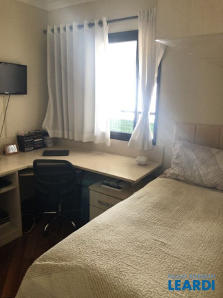 Imagem Apartamento com 3 Quartos à Venda, 141 m² em Centro - Santo André