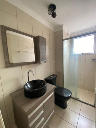 Imagem Apartamento com 2 Quartos à Venda, 49 m² em Vila Mercês - Carapicuíba