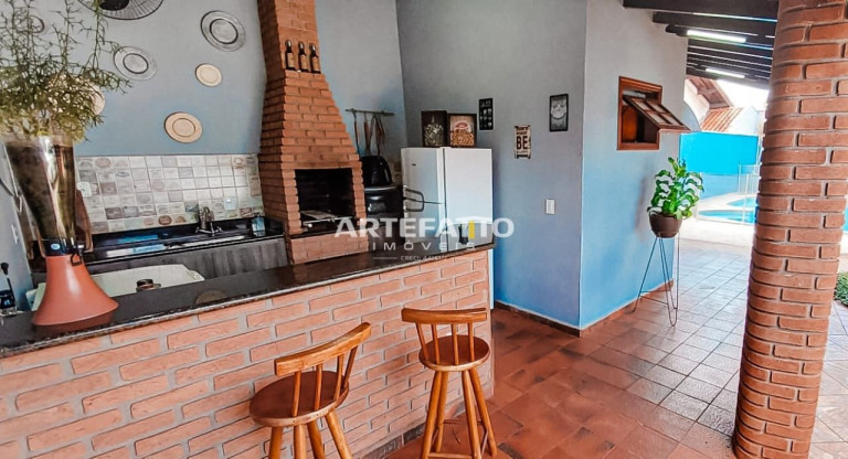 Imagem Casa com 4 Quartos à Venda, 257 m² em Centro - Barretos