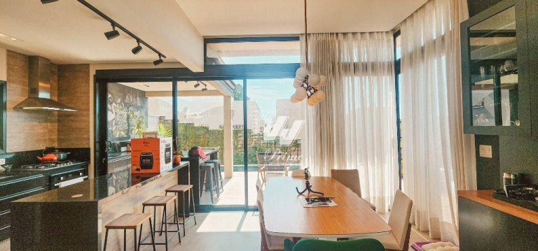Imagem Casa com 3 Quartos à Venda, 240 m² em Lenheiro - Valinhos