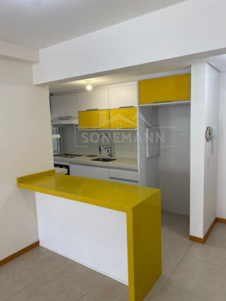 Apartamento com 3 Quartos à Venda, 98 m² em Abraão - Florianópolis