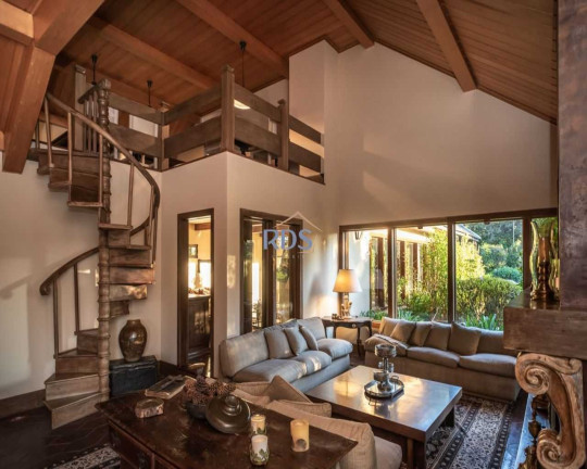 Imagem Casa com 5 Quartos à Venda, 533 m² em Capivari - Campos Do Jordão