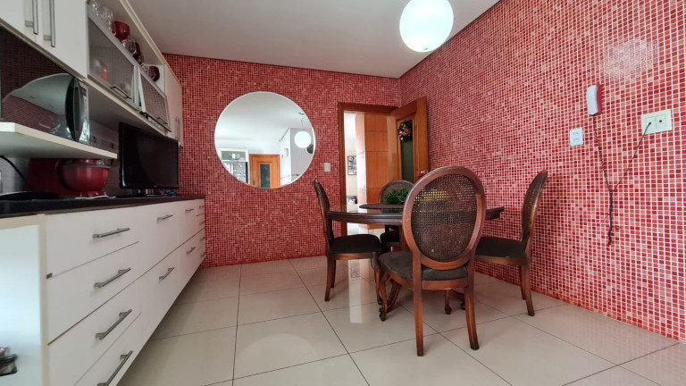 Imagem Apartamento com 4 Quartos à Venda, 385 m² em Jurunas - Belém