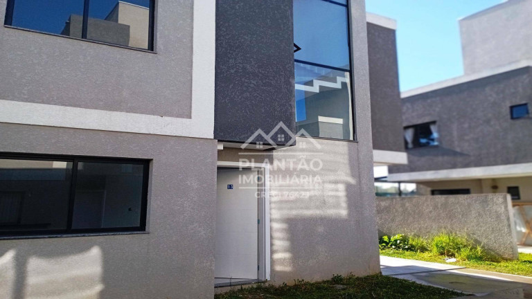 Foto do imóvel: Sobrado com 3 Quartos à Venda, 105 m² em Uberaba - Curitiba