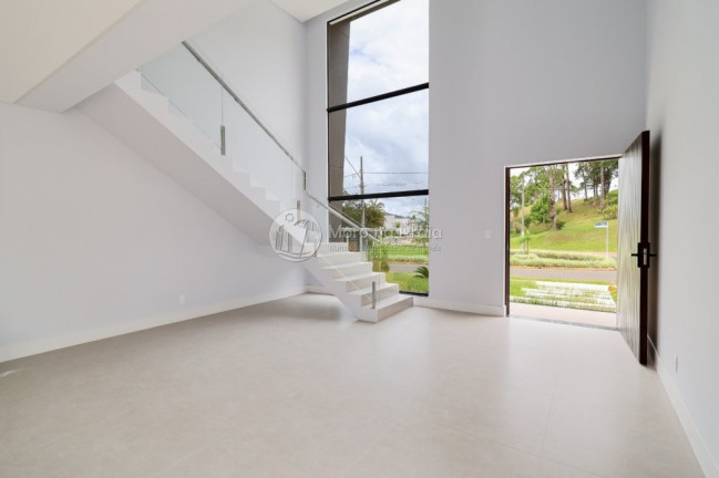 Imagem Casa com 4 Quartos à Venda, 317 m² em Santa Regina - Camboriú