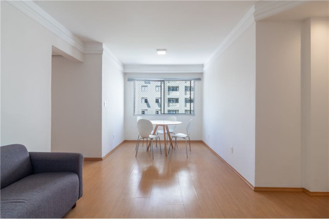 Imagem Apartamento com 2 Quartos à Venda, 70 m² em Moema - São Paulo