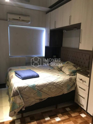 Imagem Apartamento com 2 Quartos à Venda, 50 m² em Itaipava - Itajaí