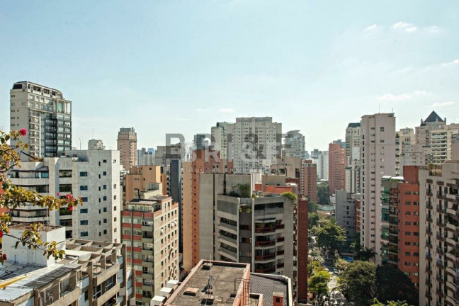 Apartamento com 4 Quartos à Venda, 247 m² em Indianópolis - São Paulo