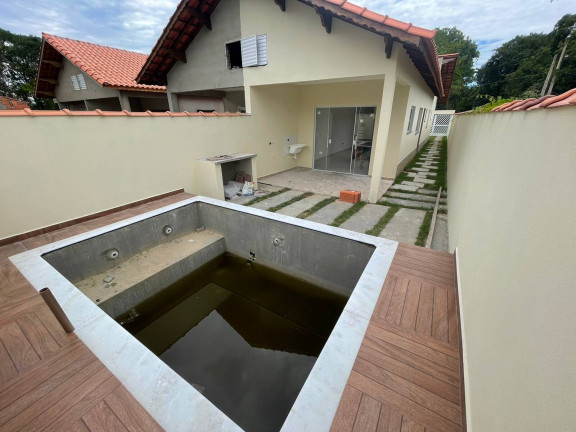 Imagem Casa com 2 Quartos à Venda, 130 m² em Jequitibá - Itanhaém