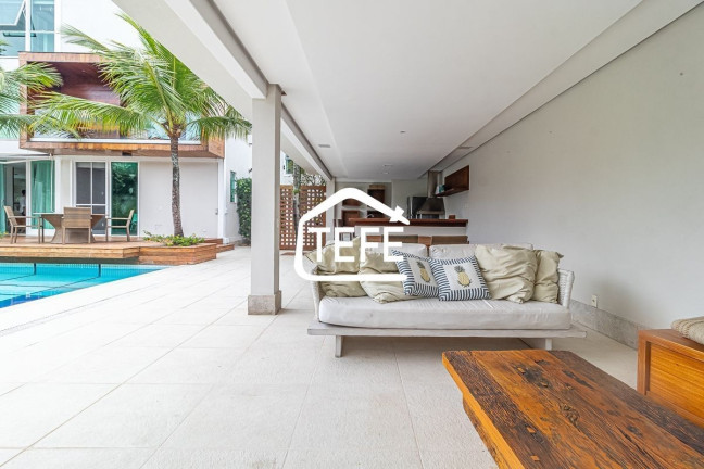 Imagem Casa com 7 Quartos à Venda, 800 m² em Barra Da Tijuca - Rio De Janeiro