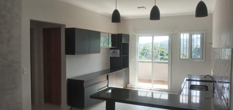 Foto do imóvel: Casa com 2 Quartos à Venda, 75 m² em Jardim Colonial - Atibaia