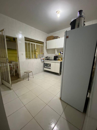 Imagem Casa com 2 Quartos à Venda, 360 m² em Santa Helena - Contagem