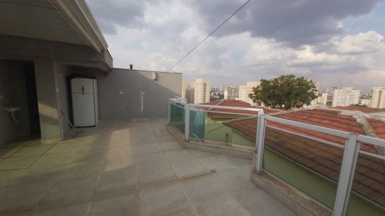 Casa com 3 Quartos à Venda,  em Cambuci - São Paulo