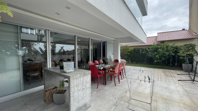 Imagem Apartamento com 4 Quartos à Venda, 240 m² em Canasvieiras - Florianópolis