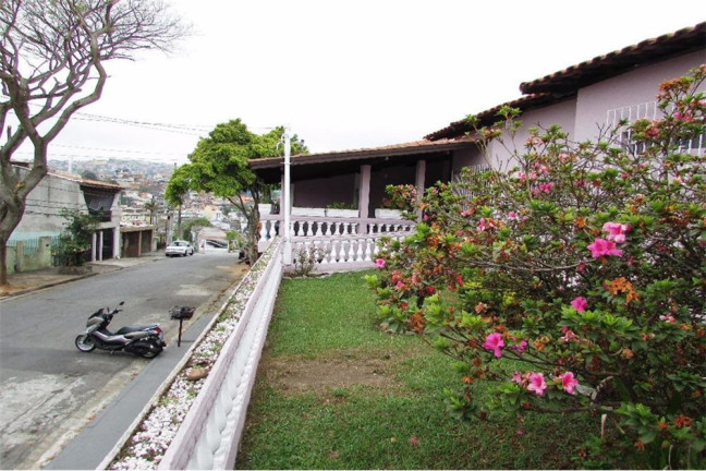Imagem Casa com 3 Quartos à Venda, 144 m² em Vila Mazzei - Santo André
