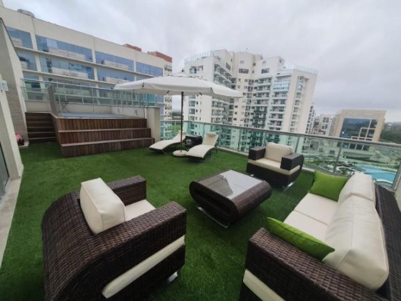 Imagem Apartamento com 4 Quartos à Venda, 225 m² em Barra Da Tijuca - Rio De Janeiro