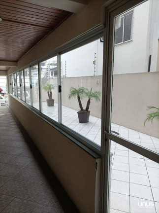 Apartamento com 2 Quartos à Venda, 74 m² em Abraão - Florianópolis