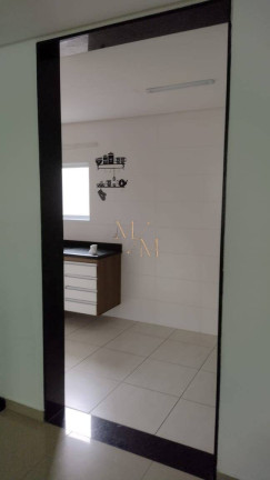 Imagem Casa com 2 Quartos à Venda, 105 m² em Marapé - Santos
