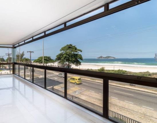 Imagem Apartamento com 3 Quartos à Venda,  em Barra Da Tijuca - Rio De Janeiro