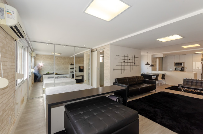 Imagem Apartamento com 1 Quarto à Venda, 66 m² em Passo Da Areia - Porto Alegre
