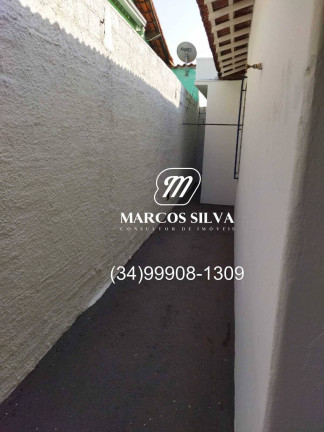 Imagem Casa com 3 Quartos à Venda, 250 m² em Nossa Senhora Aparecida - Uberlândia